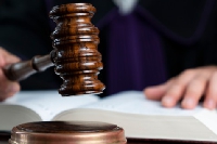 Le DJ ayant emporté la cagnotte d'un couple durant son mariage, à Tournes, en 2023, jugé ce mercredi