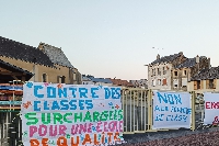 Opération « école morte » ce mardi à l'école primaire de Francheval, menacée par la fermeture d'une classe à la rentrée 2025