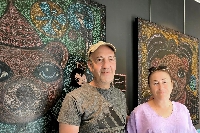 « Nous, on se raconte des histoires », la nostalgie des départs en vacances d'été par Marc Colonna D'Istria et Lora K