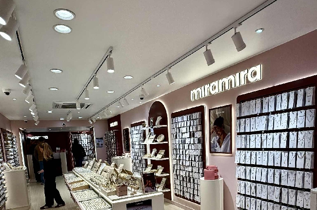 Miramira : Une nouvelle bijouterie ouvre à Charleville-Mézières, entre tendances et accessibilité